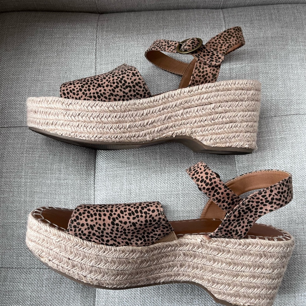 Leopard Print Platform Sandals